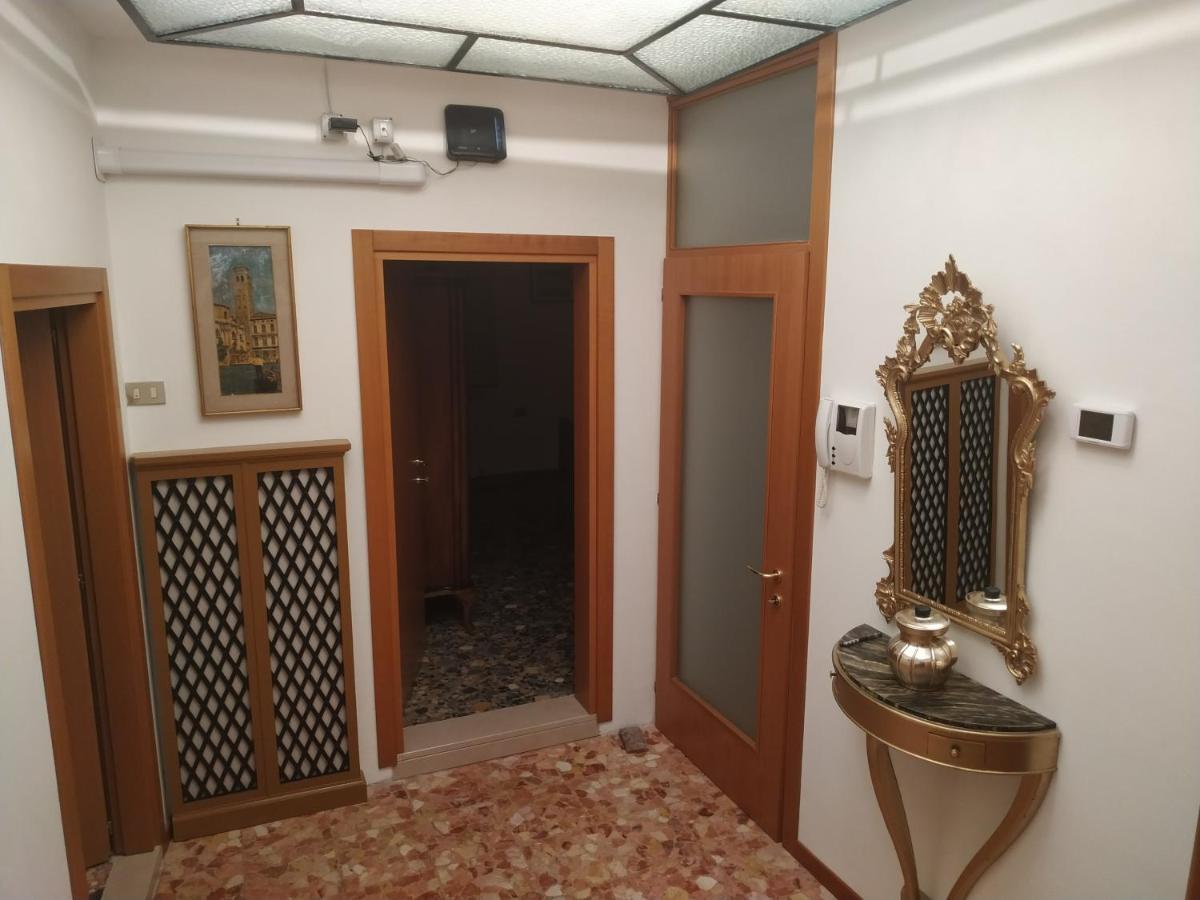 Guizzo Apartment Venezia מראה חיצוני תמונה